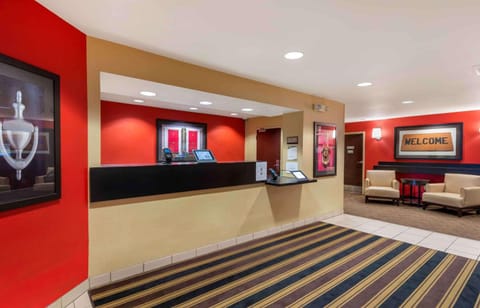 MainStay Suites Rochester South Mayo Clinic Hotel in Rochester