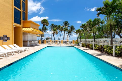 Wyndham Deerfield Beach Resort Hotel in Deerfield Beach