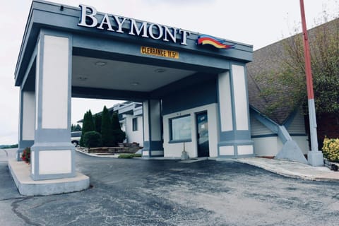 Baymont By Wyndham Cookeville Hotel in Cookeville