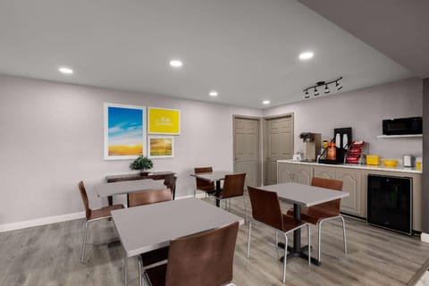 Days Inn by Wyndham Childersburg Hotel in Sylacauga