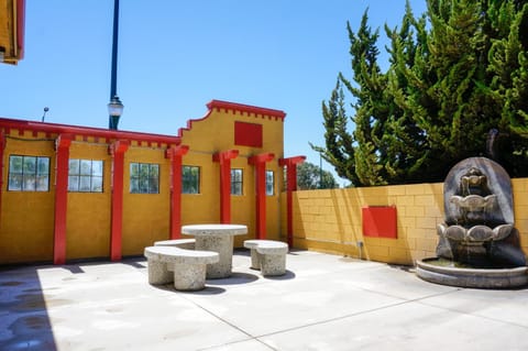 Mission Inn and Suites - Hayward Hotel in Hayward