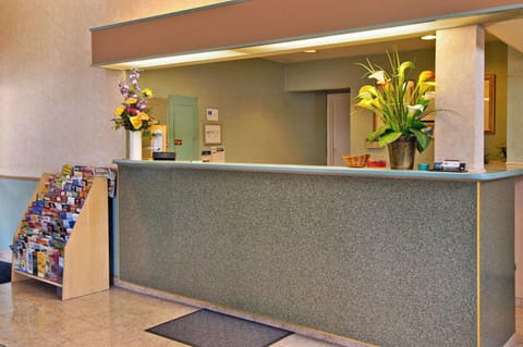 Mission Inn and Suites - Hayward Hotel in Hayward