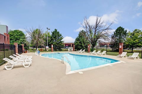 Baymont by Wyndham Indianapolis West Hotel in Pike Township