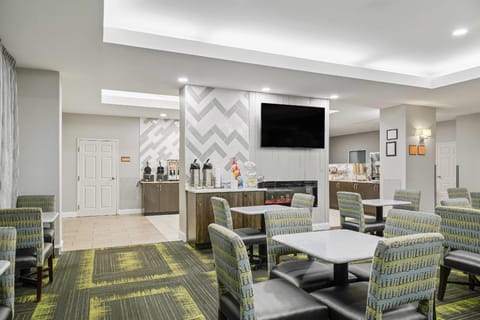 La Quinta Inn & Suites by Wyndham Atlanta Douglasville Hotel in Douglasville