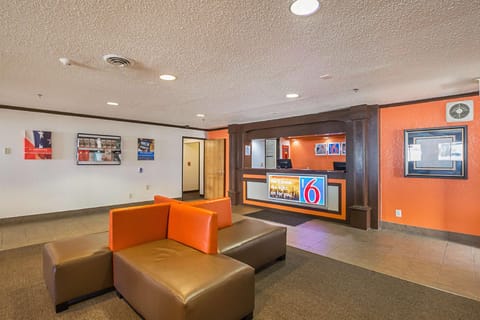 Motel 6 Waterloo, IA - Crossroads Mall - Cedar Falls Hotel in Waterloo