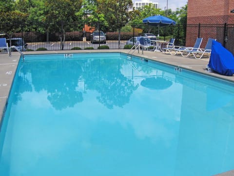 Extended Stay America Select Suites - Atlanta - Vinings Hotel in Buckhead