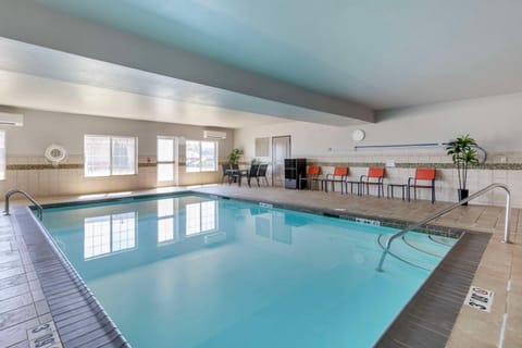 Country Inn & Suites by Radisson, St. Peters, MO Hotel in Saint Charles