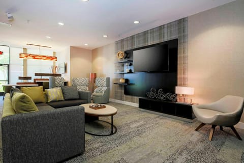 Courtyard by Marriott Dallas Arlington South Hotel in Arlington