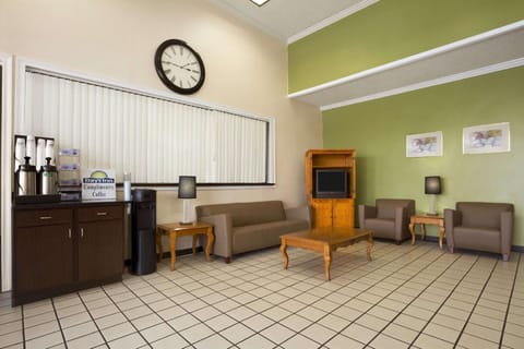 Days Inn by Wyndham Hardeeville/ I-95 State Line Hotel in Hardeeville