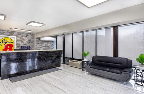 Super 8 By Wyndham Nashville West Hotel in Nashville