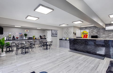 Super 8 By Wyndham Nashville West Hotel in Nashville