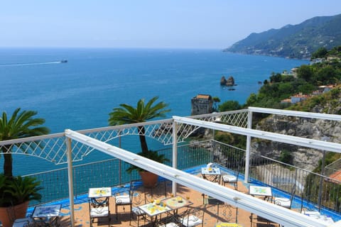 Lloyd'S Baia Hotel Hotel in Vietri sul Mare