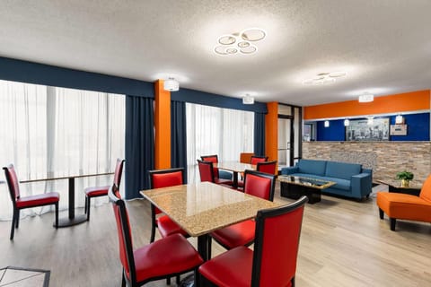 Super 8 By Wyndham Bulls Gap Greeneville Area Hotel in Cherokee Reservoir