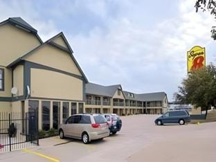 Super 8 by Wyndham Fort Worth Stockyards Hotel in Fort Worth