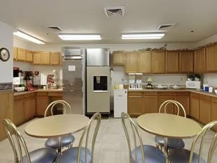 Super 8 By Wyndham Denton Hotel in Denton