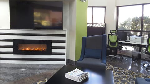 Holiday Inn Express Hotel & Suites Lawrenceville By IHG Hotel in Lawrenceville