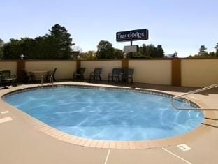 Travelodge by Wyndham Forest Park Atlanta South Hotel in Forest Park