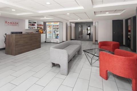 Ramada by Wyndham Milwaukee Hotel in Milwaukee