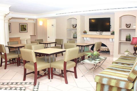 La Quinta Inn by Wyndham New Orleans West Bank / Gretna Hotel in Terrytown