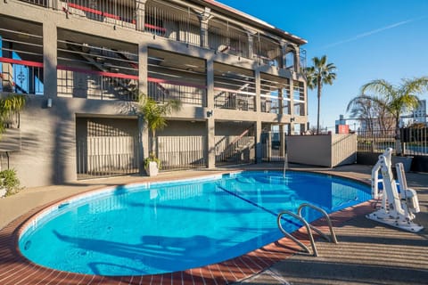 Red Roof Inn Stockton Hotel in Stockton