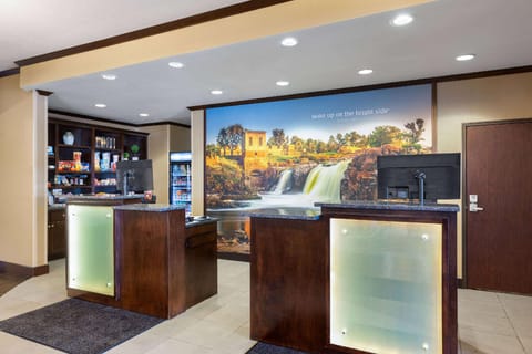 La Quinta Inn & Suites by Wyndham Sioux Falls Hotel in Sioux Falls