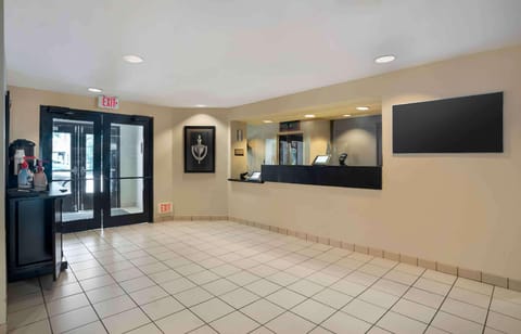Extended Stay America Select Suites - New Orleans - Airport Hotel in Kenner
