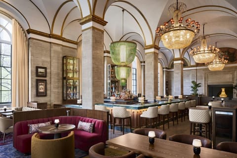 Bar/lounge