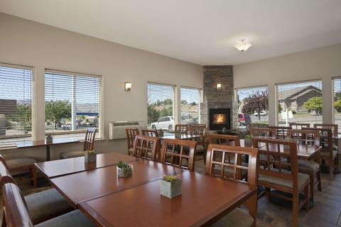 Super 8 By Wyndham Pocatello Hotel in Pocatello