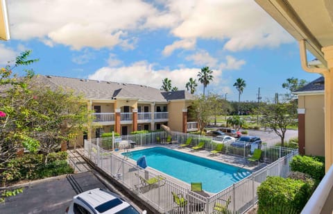 Extended Stay America Suites - Clearwater - Carillon Park Hotel in Pinellas Park