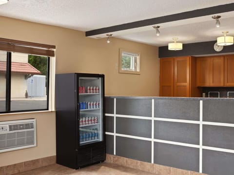 Super 8 By Wyndham Dubuque/Galena Area Hotel in Dubuque