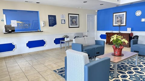 Baymont by Wyndham Greenwood Hotel in Lake Greenwood