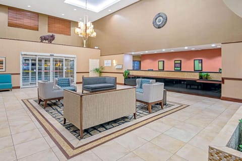 La Quinta Inn & Suites by Wyndham Lawton / Fort Sill Hotel in Lawton