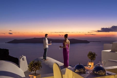 Astra Suites Hotel in Santorini