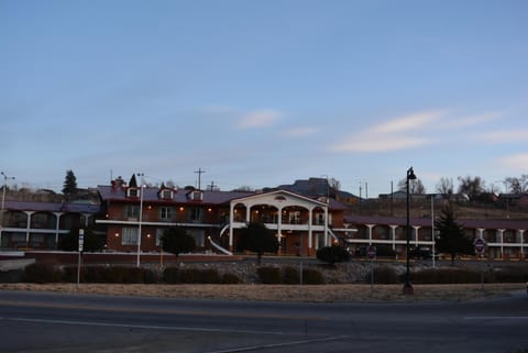 Travelodge by Wyndham Trinidad Hotel in Trinidad