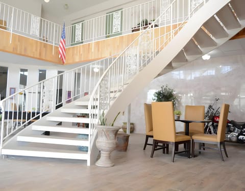 Travelodge by Wyndham Trinidad Hotel in Trinidad