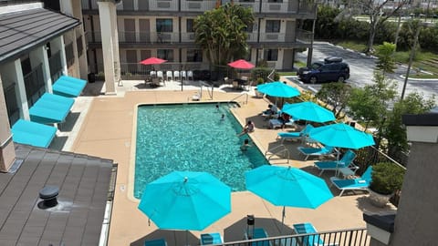 Quality Inn & Suites By the Parks Hotel in Bay Lake