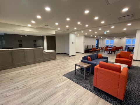 Comfort Inn & Suites Hotel in Ottawa