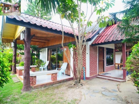 Blue Andaman Lanta Resort Resort in Sala Dan