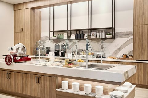 AC Hotel Atlanta Perimeter Hotel in Dunwoody