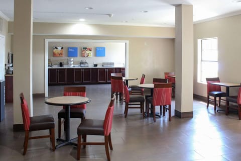 Comfort Inn & Suites Fultondale Gardendale I-65 Hotel in Birmingham