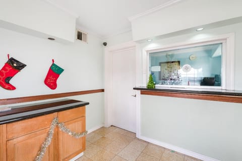 Sienna Inn Channel View Hotel in Channelview