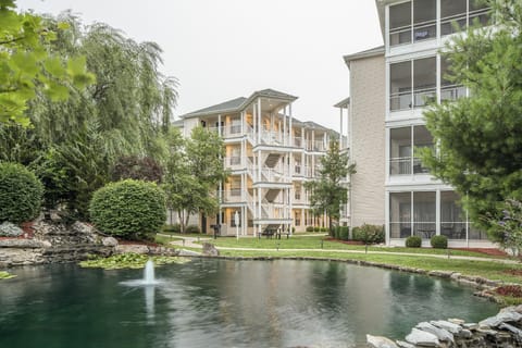 The Suites at Fall Creek Resort in Branson