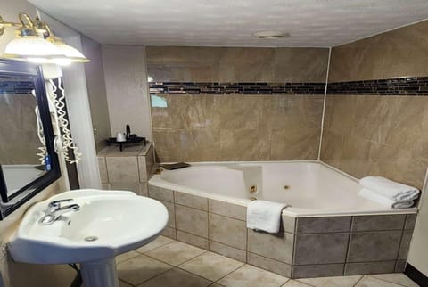 Days Inn by Wyndham Fort Wright Cincinnati Area Hotel in Fort Mitchell