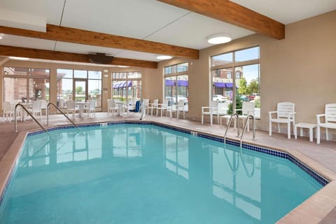 Country Inn & Suites by Radisson Roseville - St. Paul Hotel in Roseville