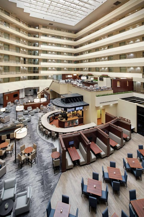 Embassy Suites by Hilton Detroit Troy Auburn Hills Hotel in Troy