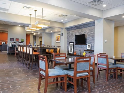 Hampton Inn Kalamazoo Hotel in Portage