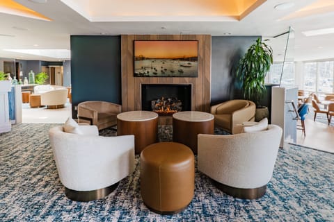 Bay Club Hotel and Marina Hotel in Point Loma