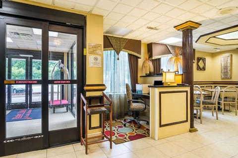 Quality Inn & Suites Chattanooga West near Lookout Mountain Hotel in Chattanooga