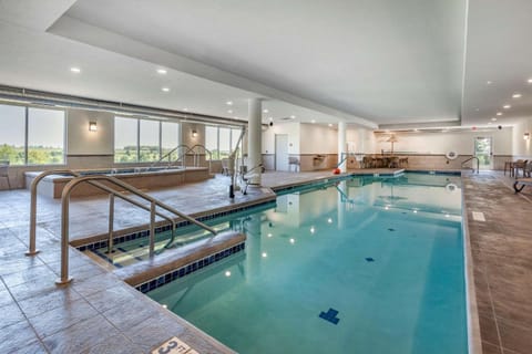 Sleep Inn & Suites Lancaster-Platteville Hotel in Iowa