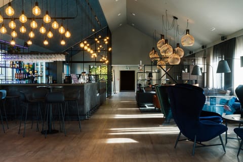 Bar/lounge